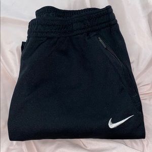 Nike dri-fit trackpants/leggings size medium